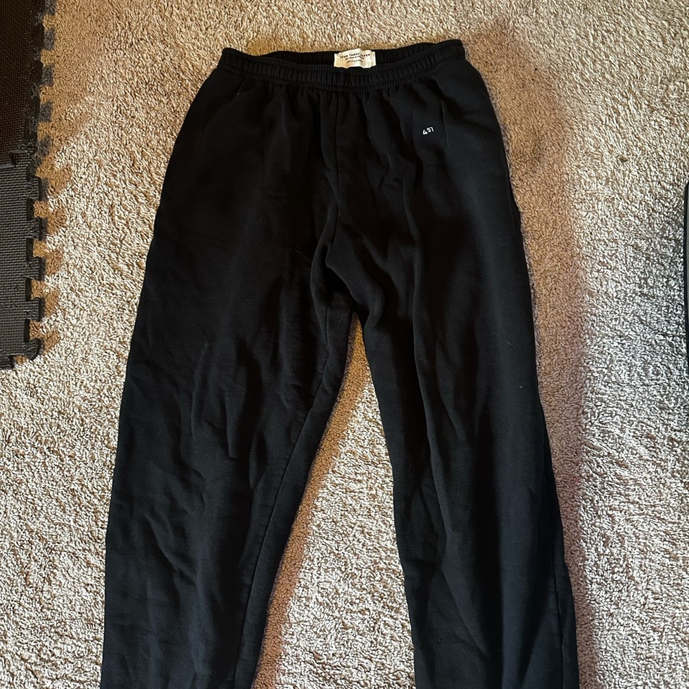 437 Baggy Sweatpants & Cropped zip hoodie